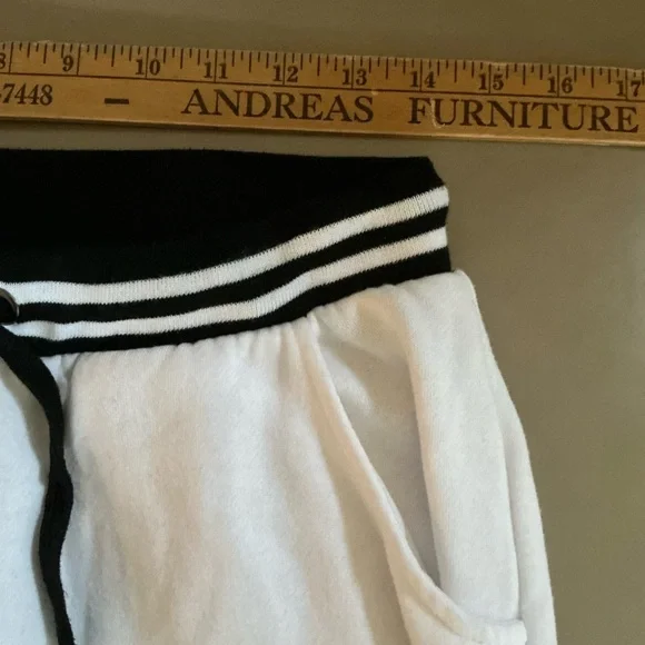 Rue 21—White Size M Polyester/Cotton Sweatpants/Joggers w/Black 'BOSS GIRL' Text - Picture 6 of 8